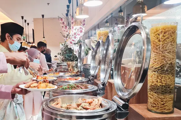 Buffet service at The Landmark Ballroom at Bugis