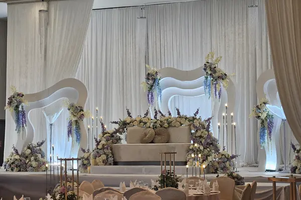 Wedding stage in Orchid Ballroom at Chui Huay Lim Club Newton